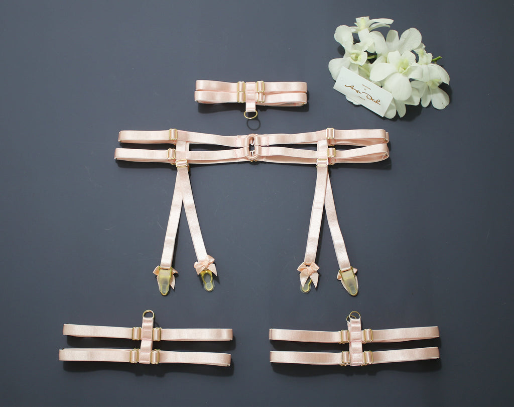 Body harness set in peach pink with choker sexy lingerie bridal garter belt harness garter and suspender boudoir gift for her - Ange Déchu