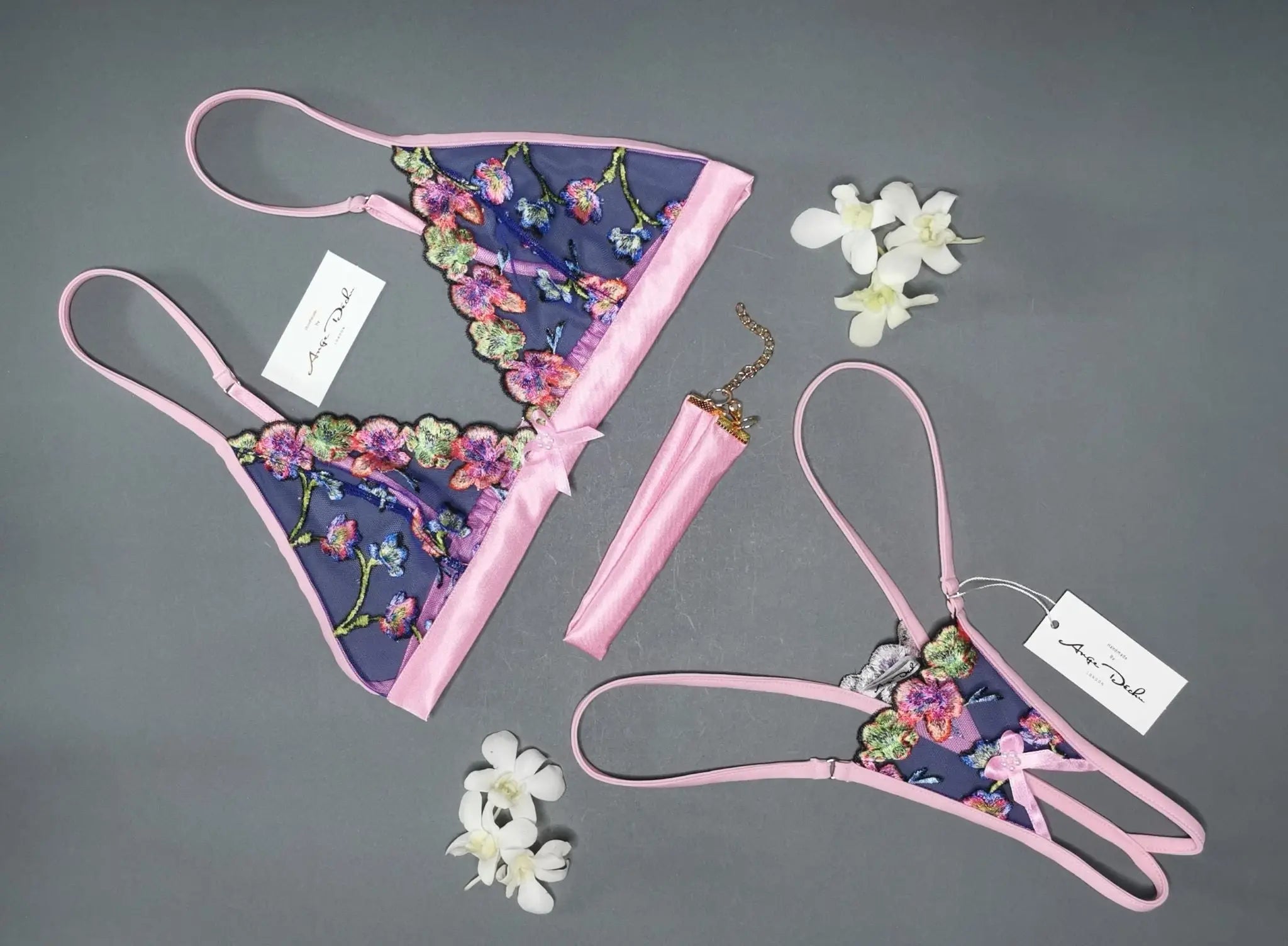 Crotchless lingerie gift set G string panties see through embroidered blue tulle pink trim bralette very sexy - Ange Déchu