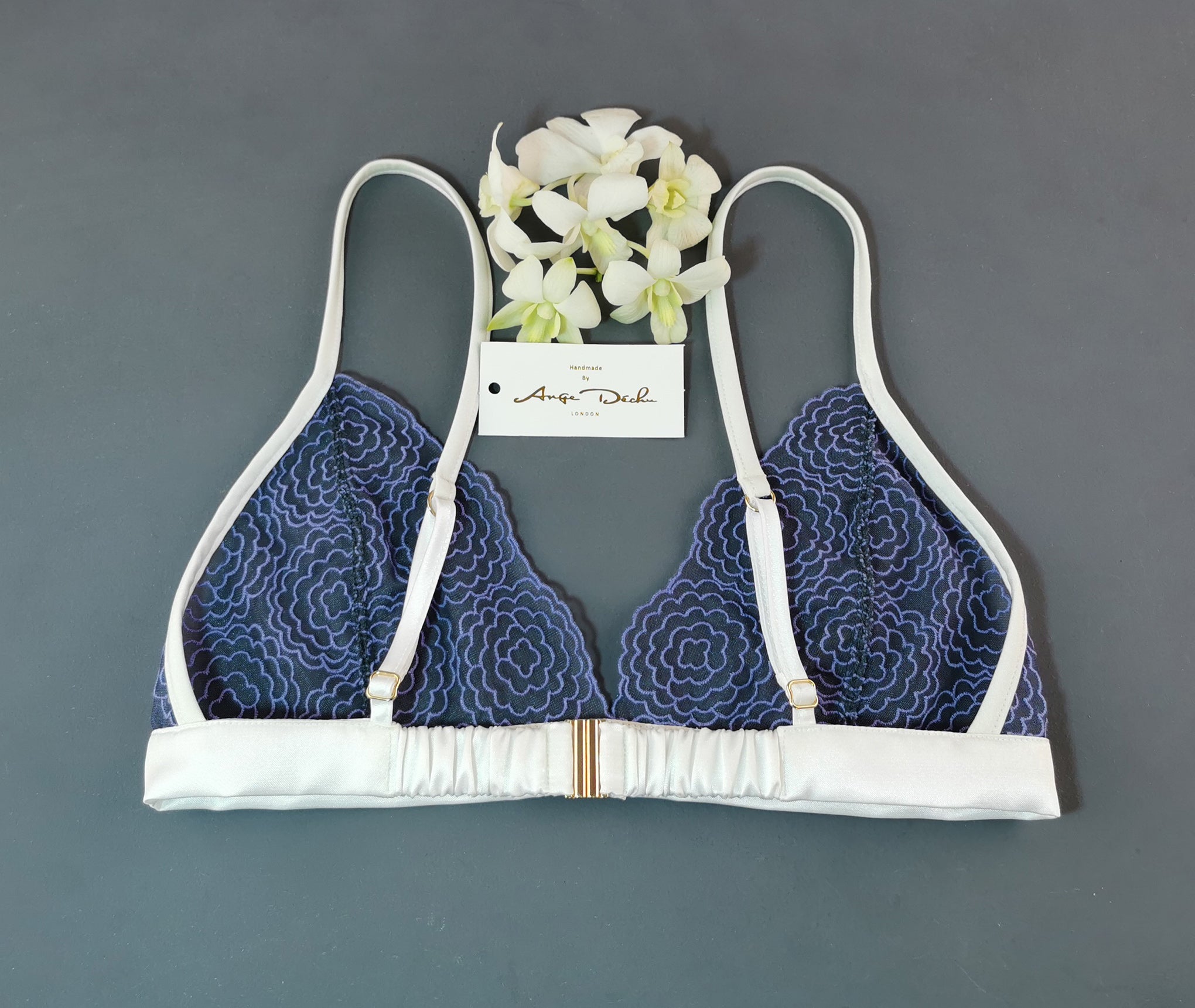 lingerie set with G string panties, bra and choker in see through violet lace sexy sheer boudoir lingerie - Ange Déchu