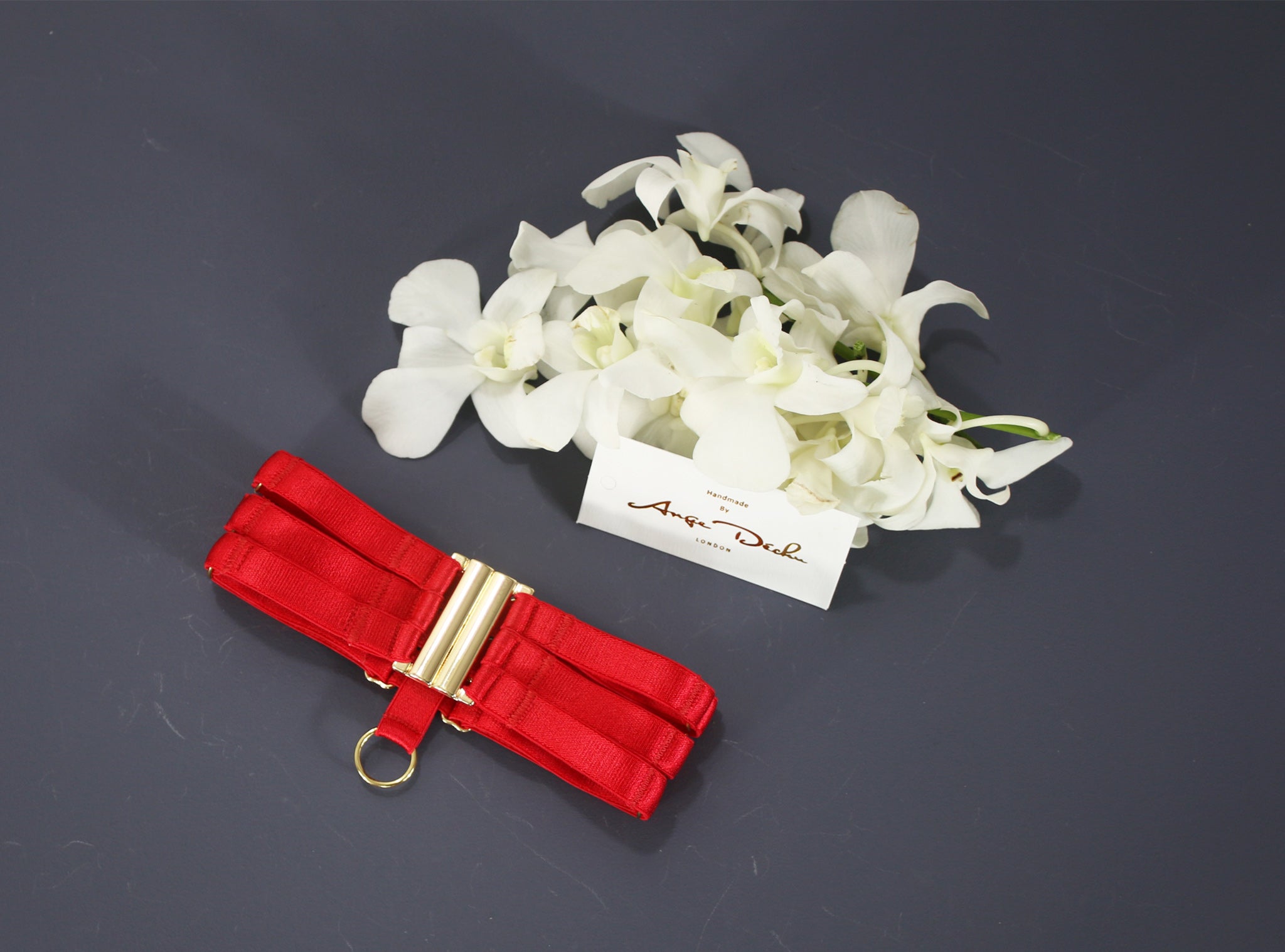 Red strappy choker sexy boudoir body harness retro dance wear club wear - Ange Déchu