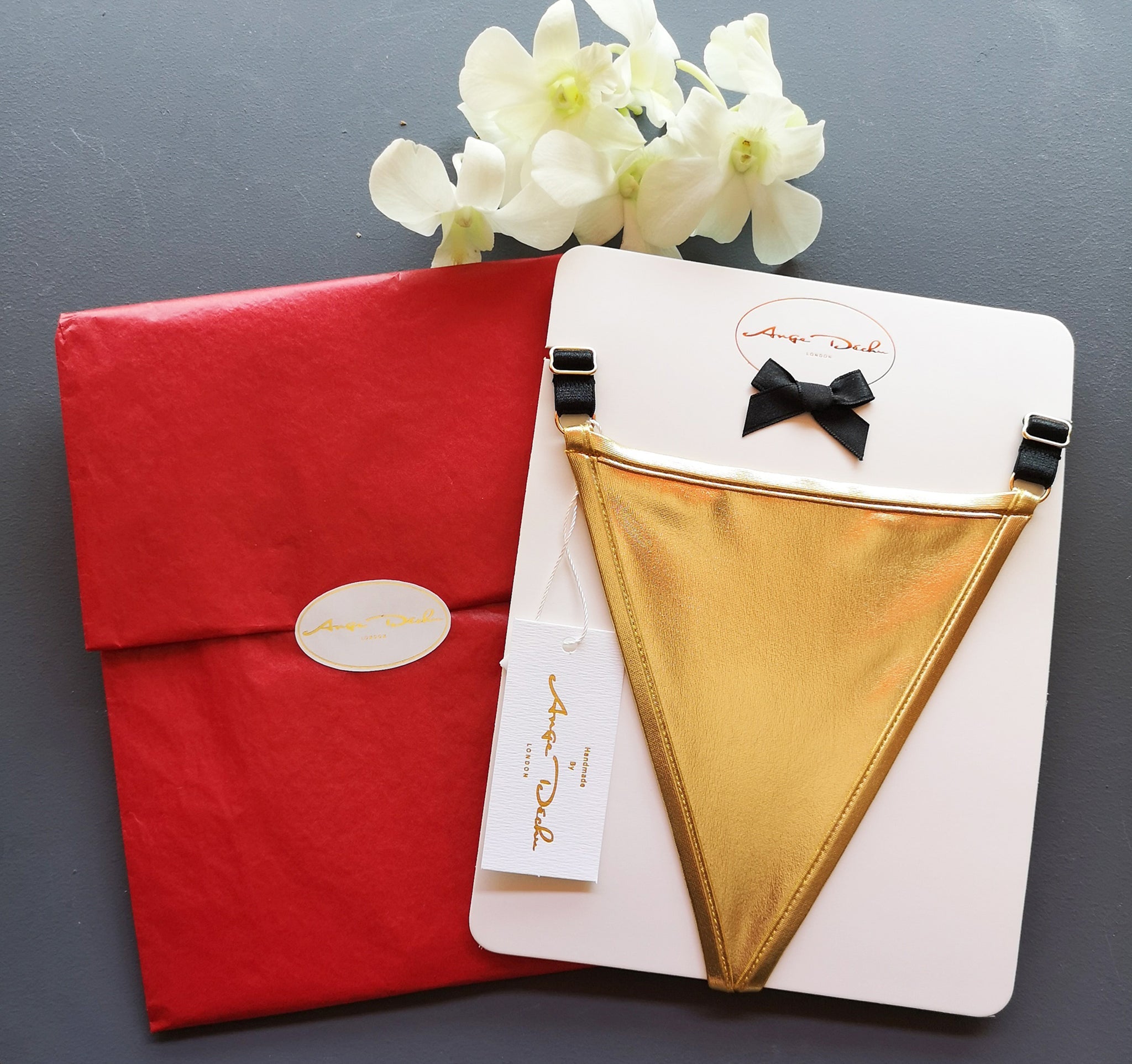 Sexy girls gold g string panties swim rave wear - Ange Déchu