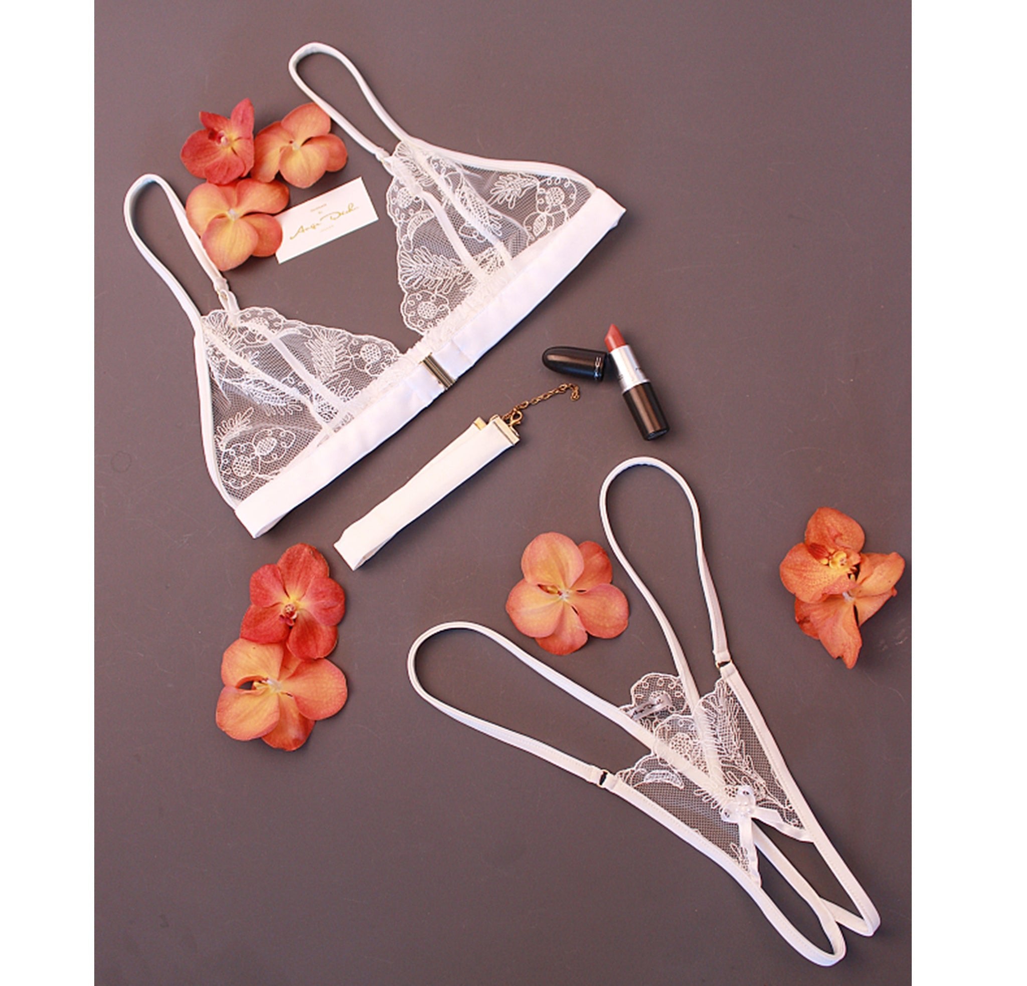 Sexy lingerie set with crotchless G string panties in see through white lace sheer bridal boudoir lingerie - Ange Déchu