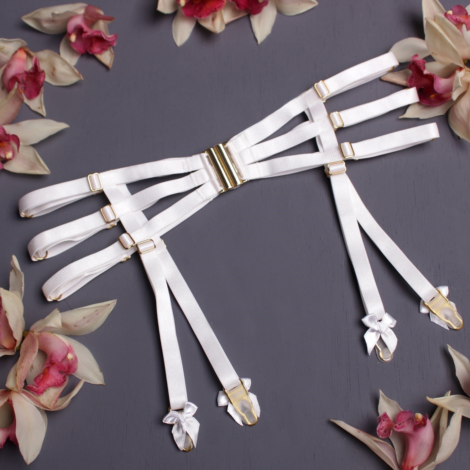 White harness suspender belt, Bridal strappy suspender, bridal lingerie, harness belt, body harness by Ange Dechu - Ange Déchu