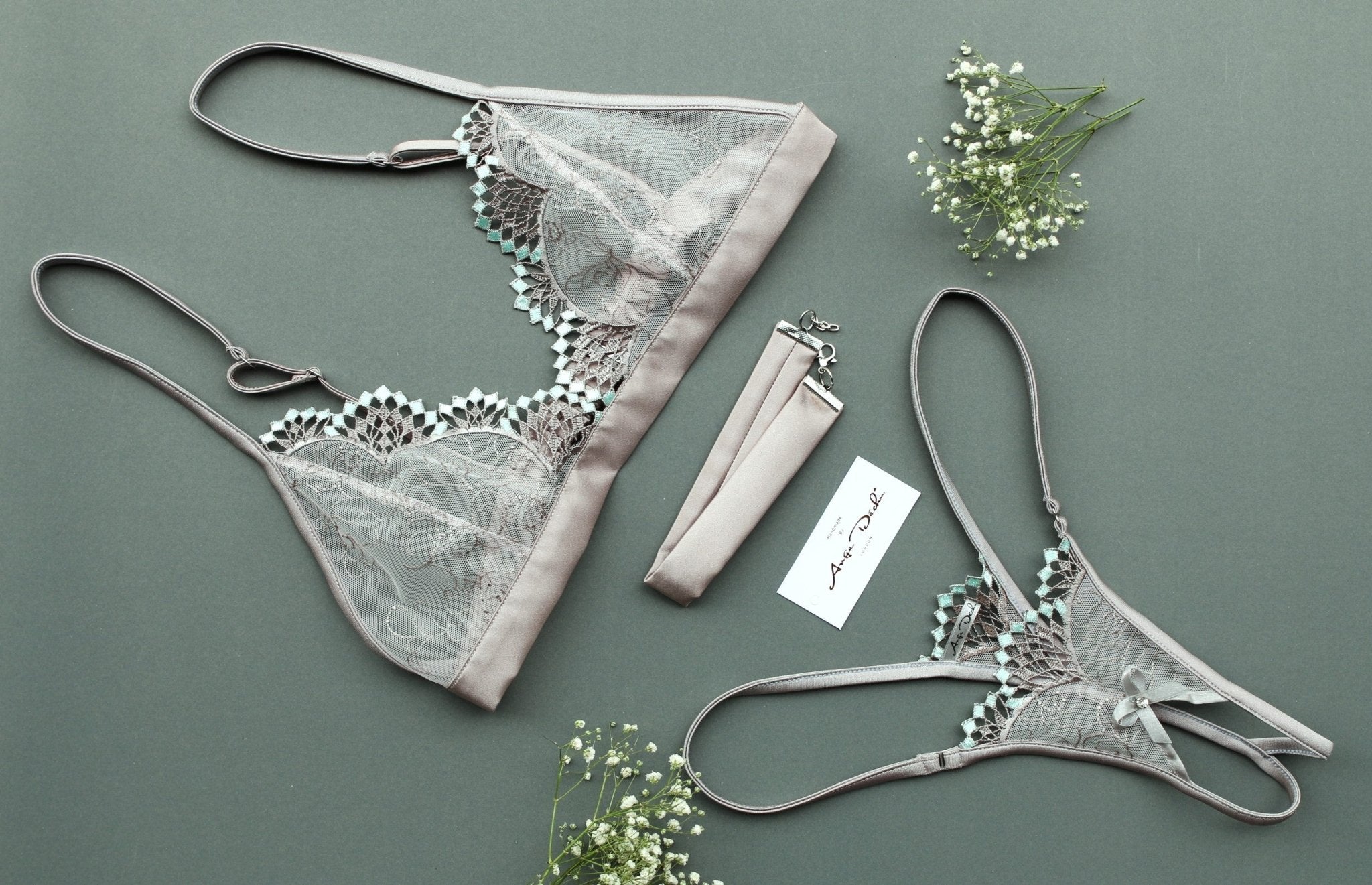 Crotchless lingerie set, G string panties bralette and choker in see through silver grey lace sexy sheer lingerie - Ange Déchu